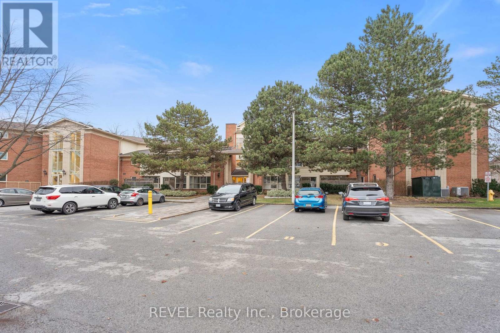303 - 244 Lakeshore Road Property Photo 2