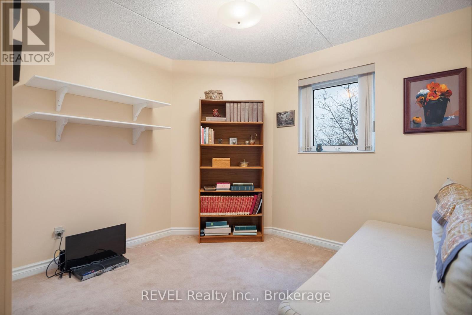 303 - 244 Lakeshore Road Property Photo 22