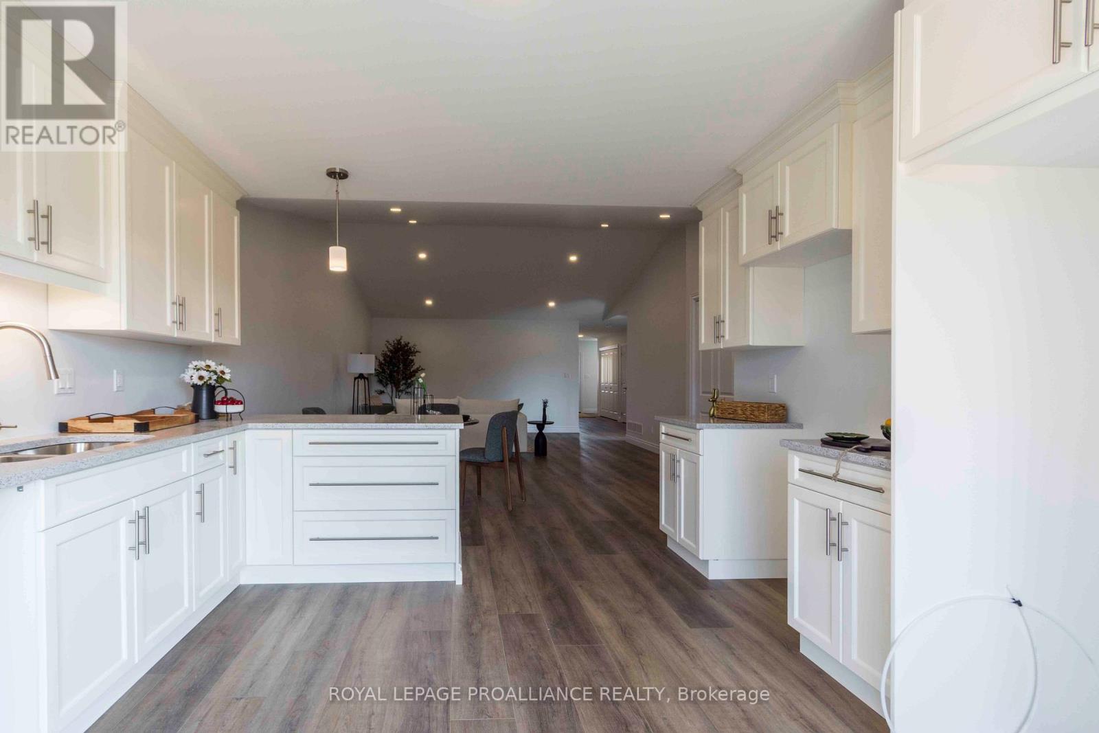 47 Mackenzie John Crescent Property Photo 13