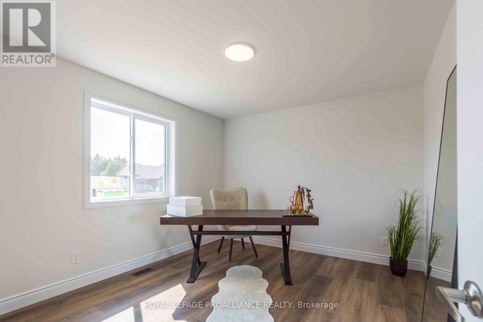 47 Mackenzie John Crescent Property Photo 17