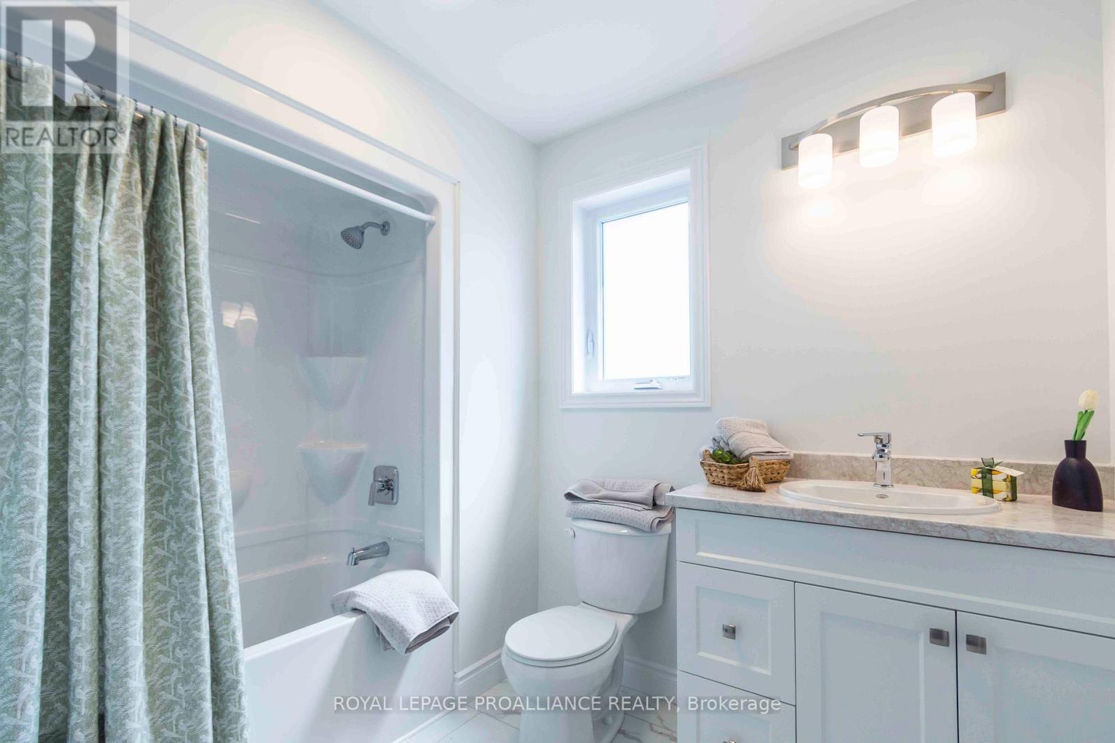 47 Mackenzie John Crescent Property Photo 18