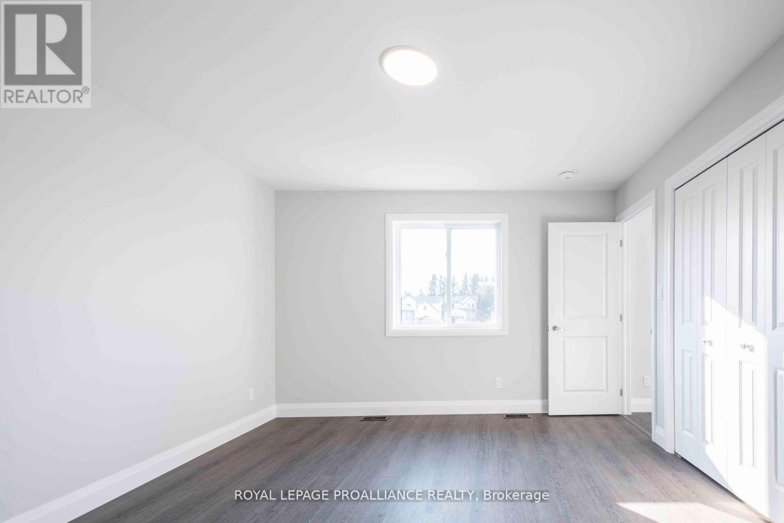 51 Mackenzie John Crescent Property Photo 11