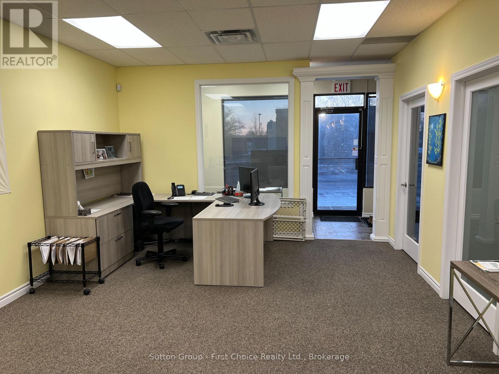#6 - 1020 Ontario Street Property Photo 6