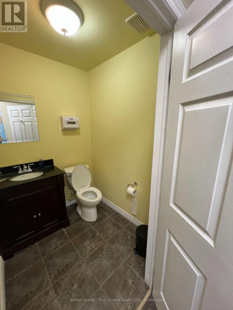 #6 - 1020 Ontario Street Property Photo 12