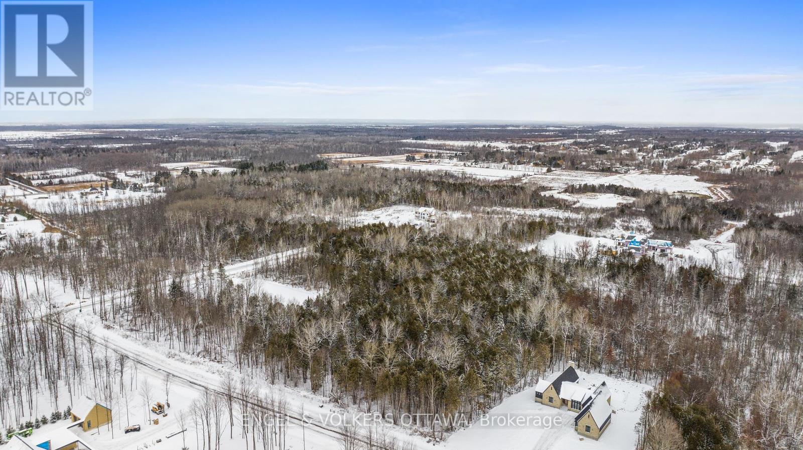 2331 Kilchurn Terrace Property Photo 5