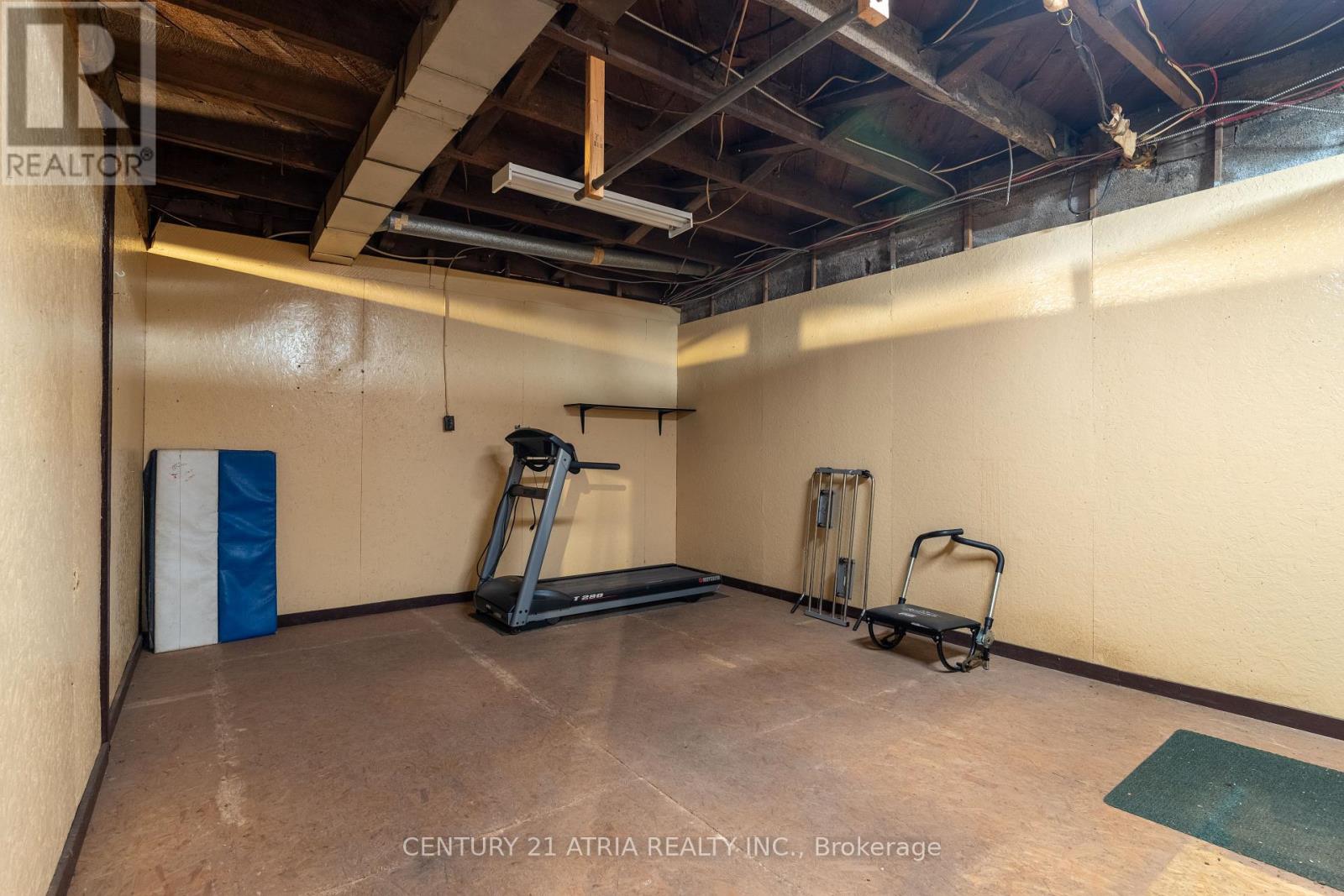 205 Imperial Street Property Photo 21