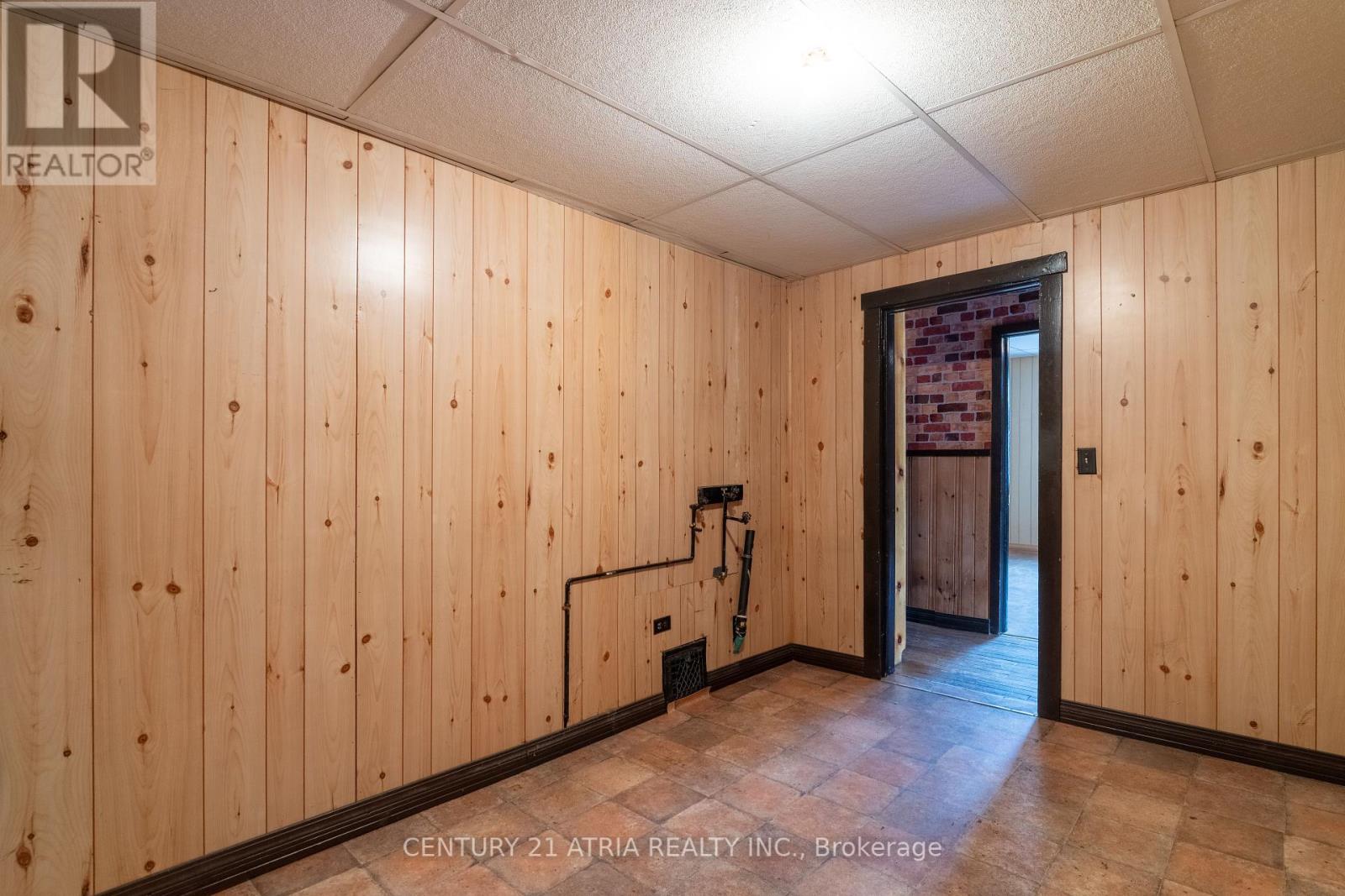 205 Imperial Street Property Photo 22