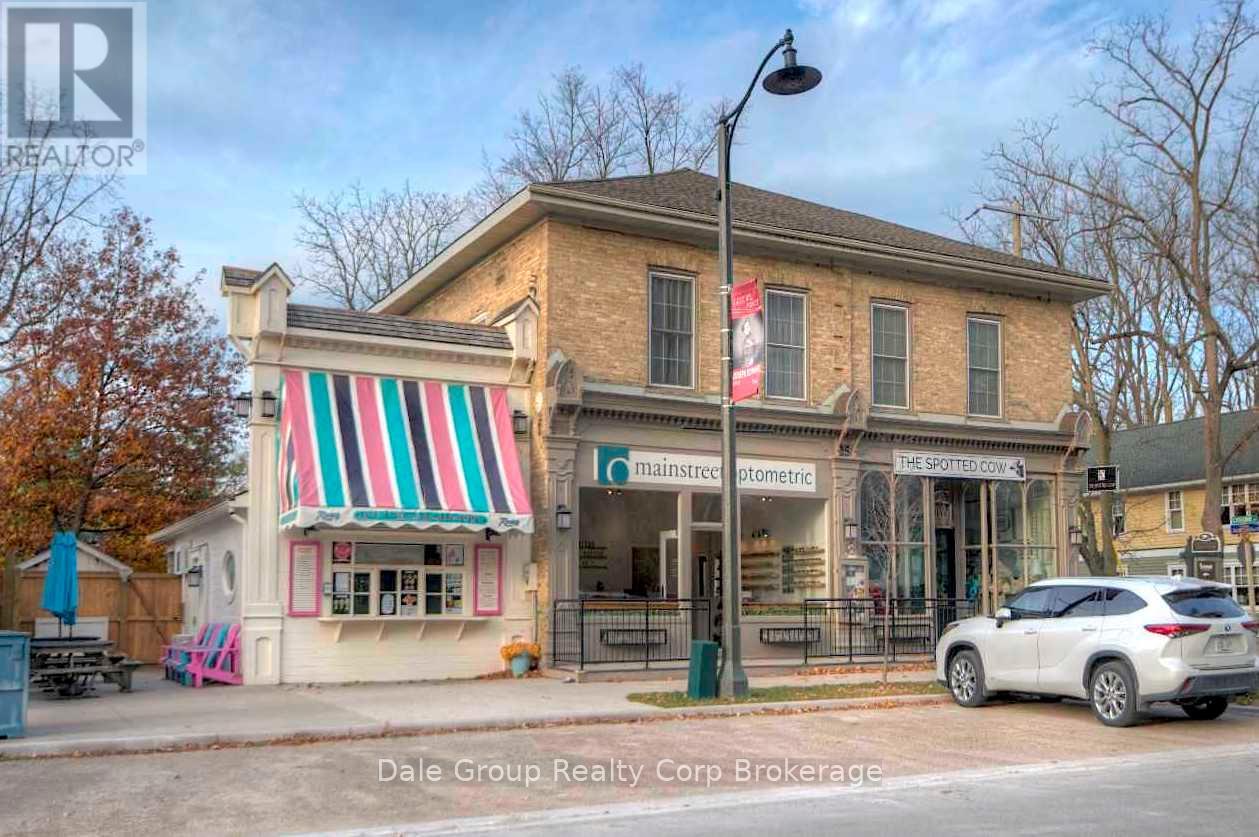 25 Main Street N Property Photo 2