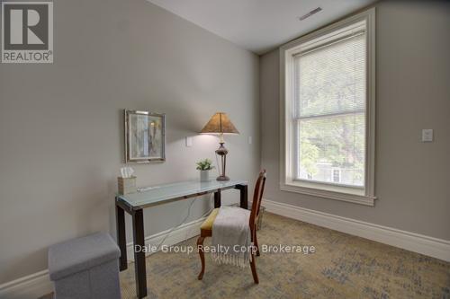 25 Main Street N Property Photo 16