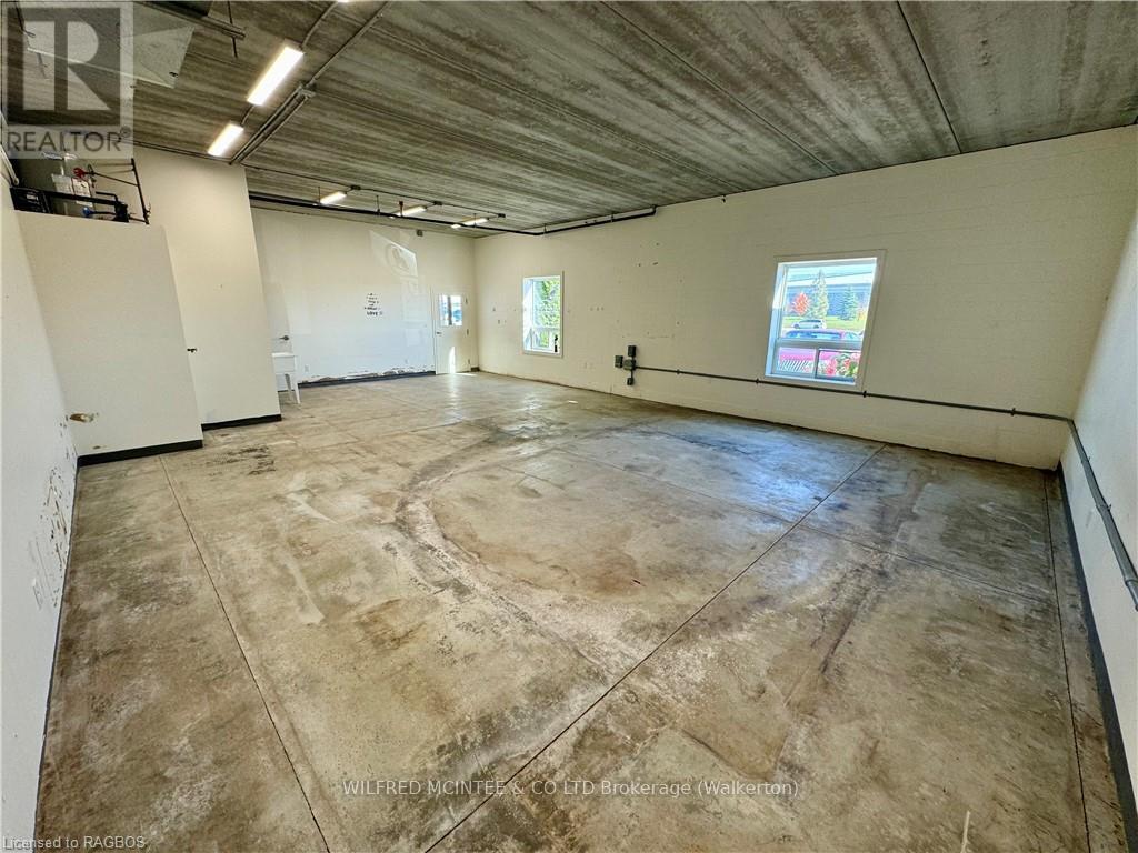 2 - 15 Ontario Road Property Photo 3