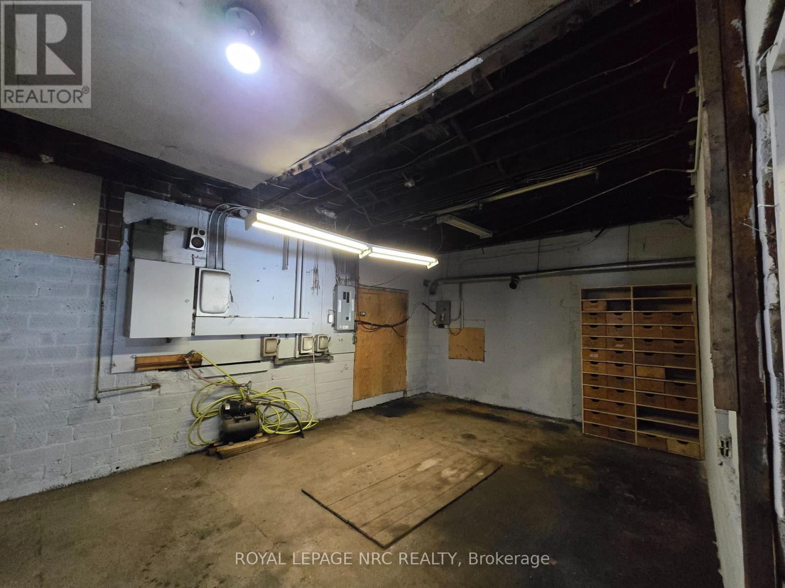 4 - 309 Walden Boulevard Property Photo 6