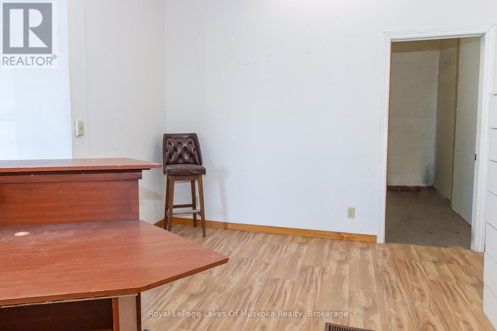 7 King William Street Property Photo 7
