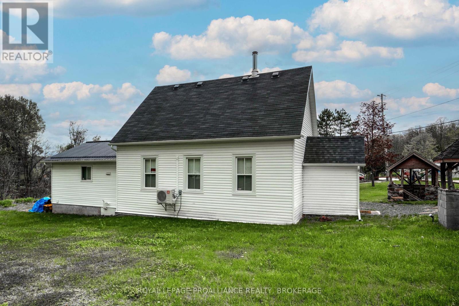 1867 Crow Lake Road Property Photo 3