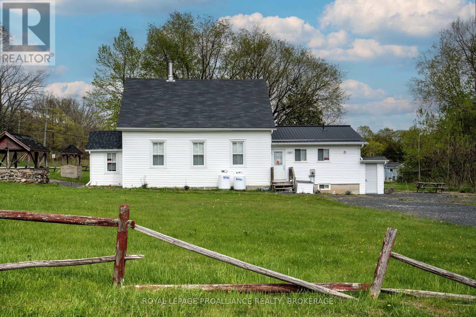 1867 Crow Lake Road Property Photo 9