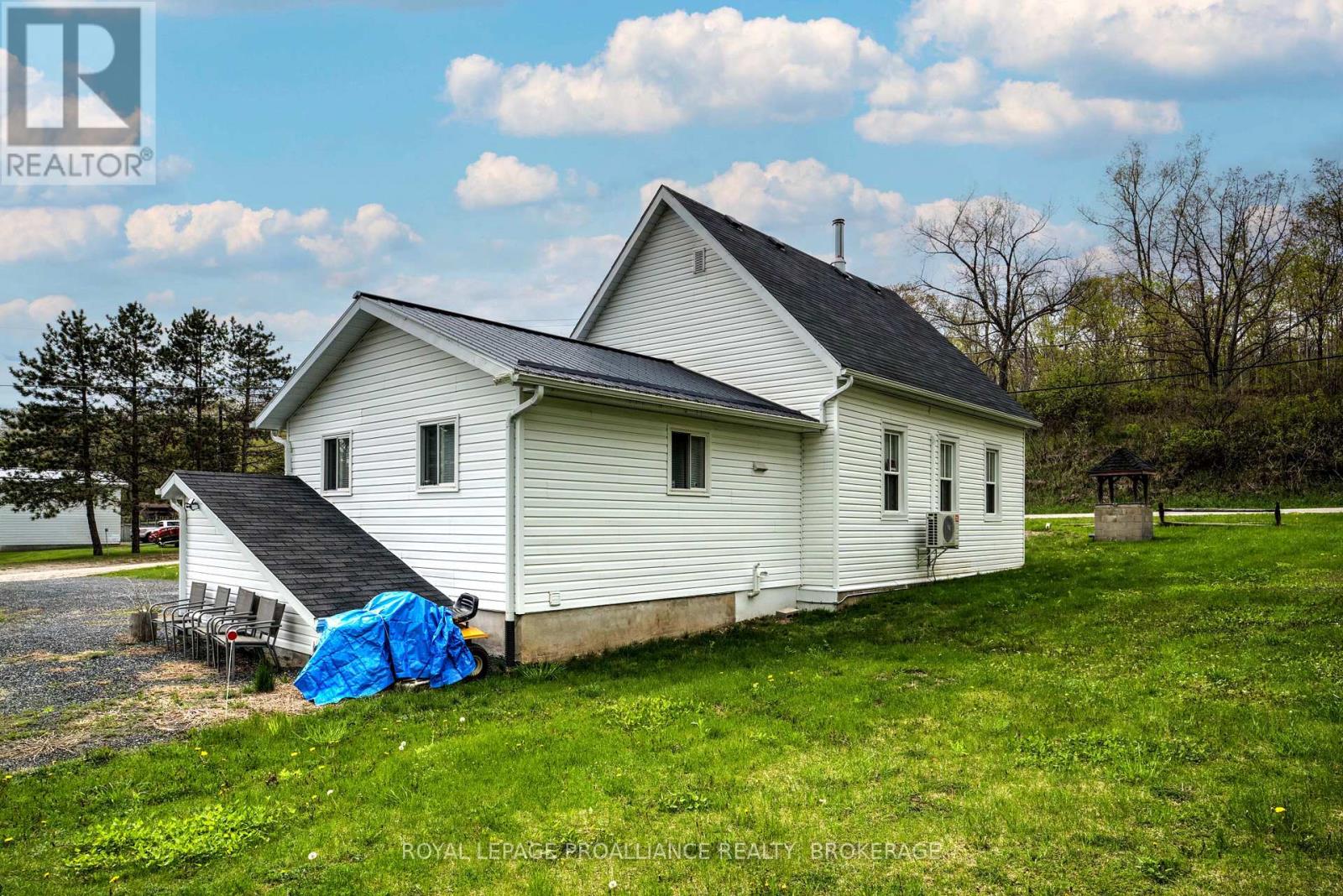 1867 Crow Lake Road Property Photo 10