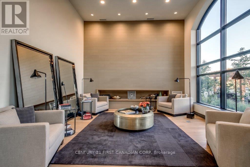914 - 260 Villagewalk Boulevard Property Photo 12