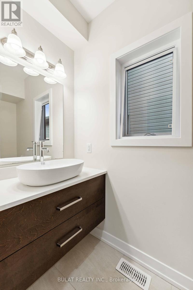 1359 Kitchener Avenue Property Photo 7