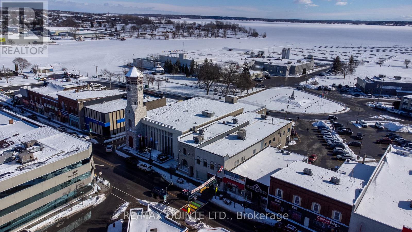 71 Dundas Street W Property Photo 1