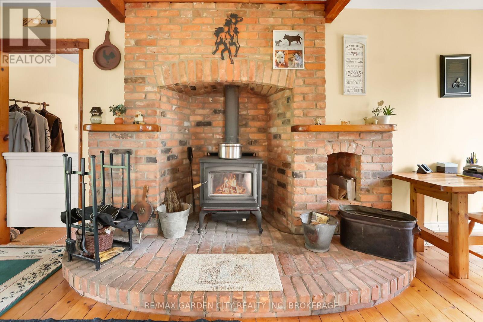 3200 Bertie Road Property Photo 10