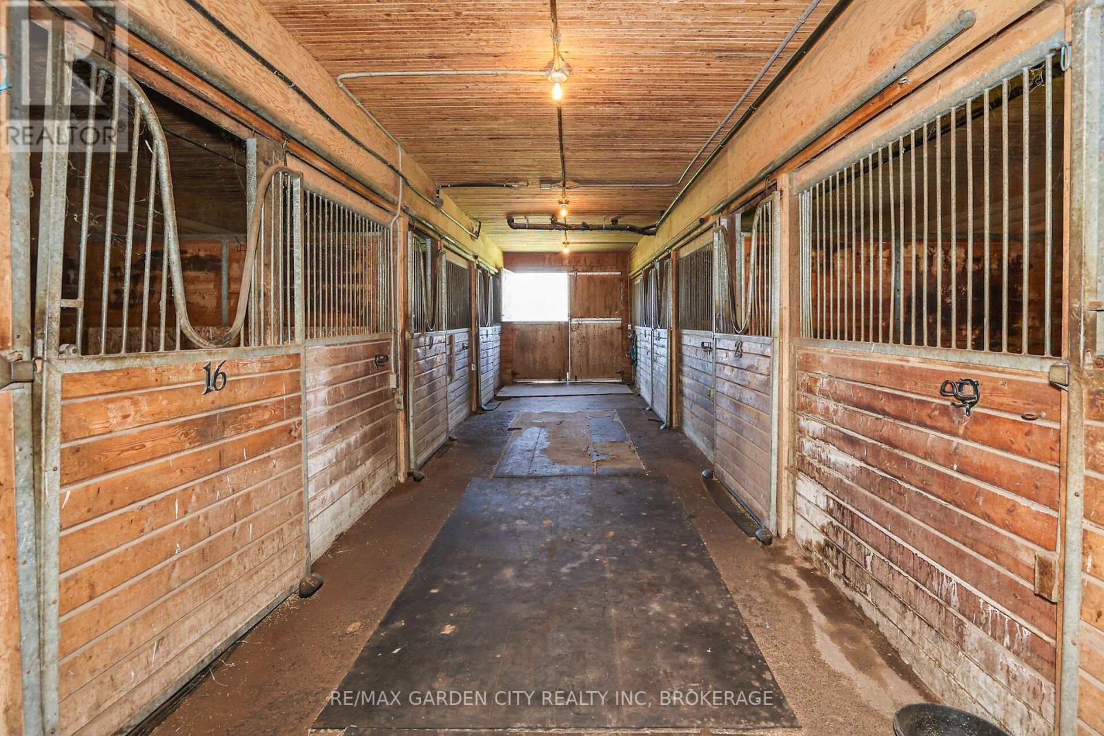 3200 Bertie Road Property Photo 34