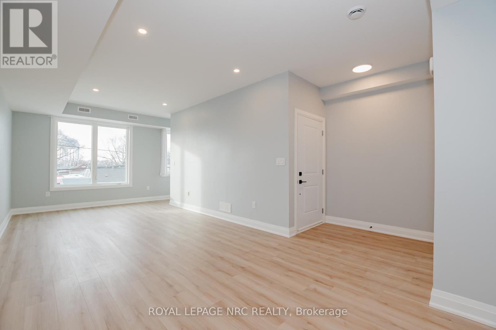 105a - 105 Southworth Street N Property Photo 7