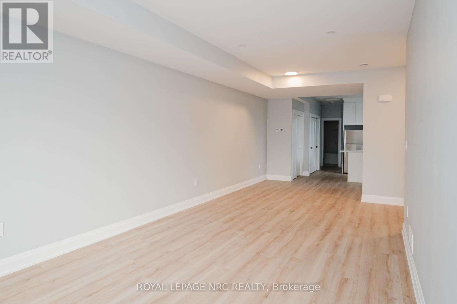 105a - 105 Southworth Street N Property Photo 8