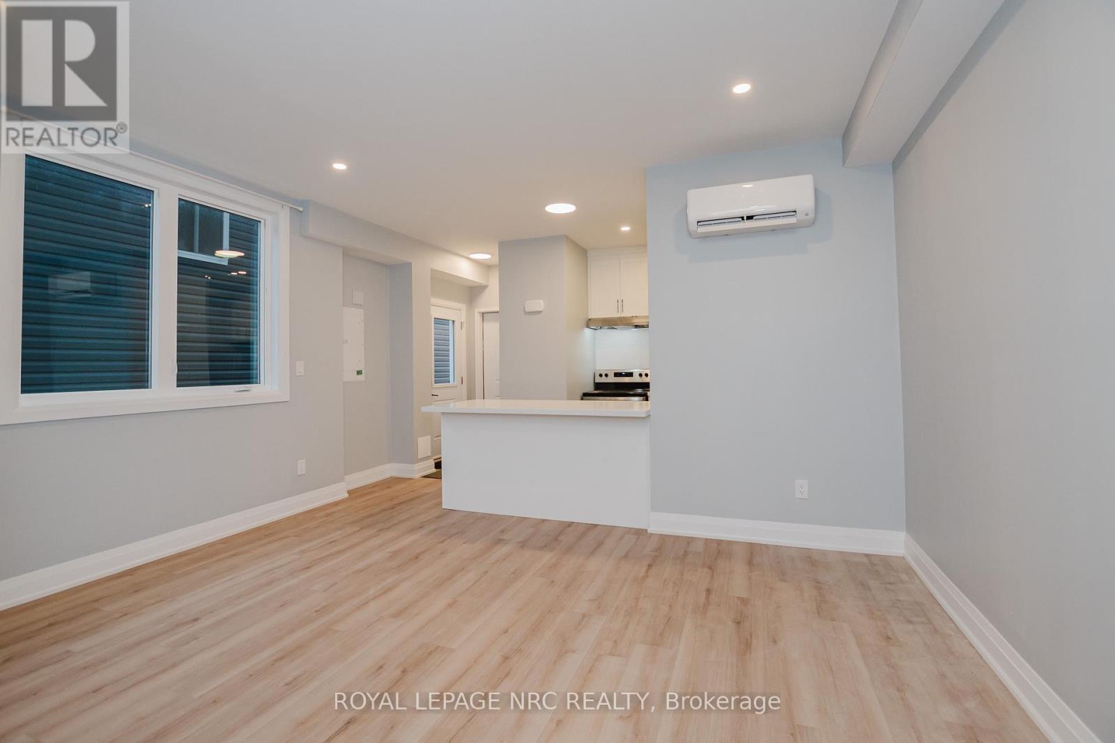 105b - 105 Southworth Street N Property Photo 3