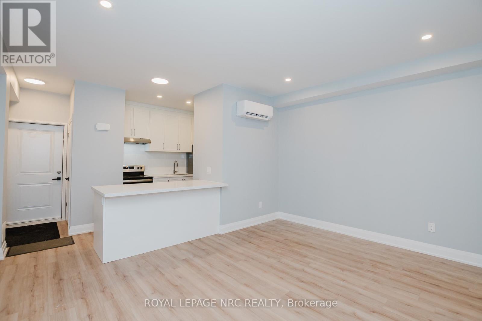 105b - 105 Southworth Street N Property Photo 6