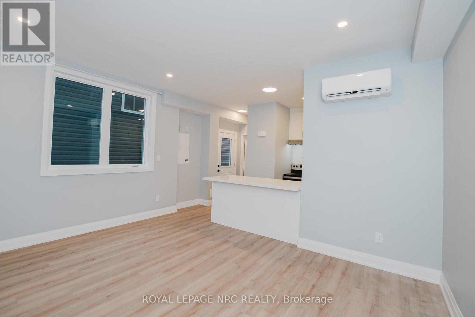 105b - 105 Southworth Street N Property Photo 9