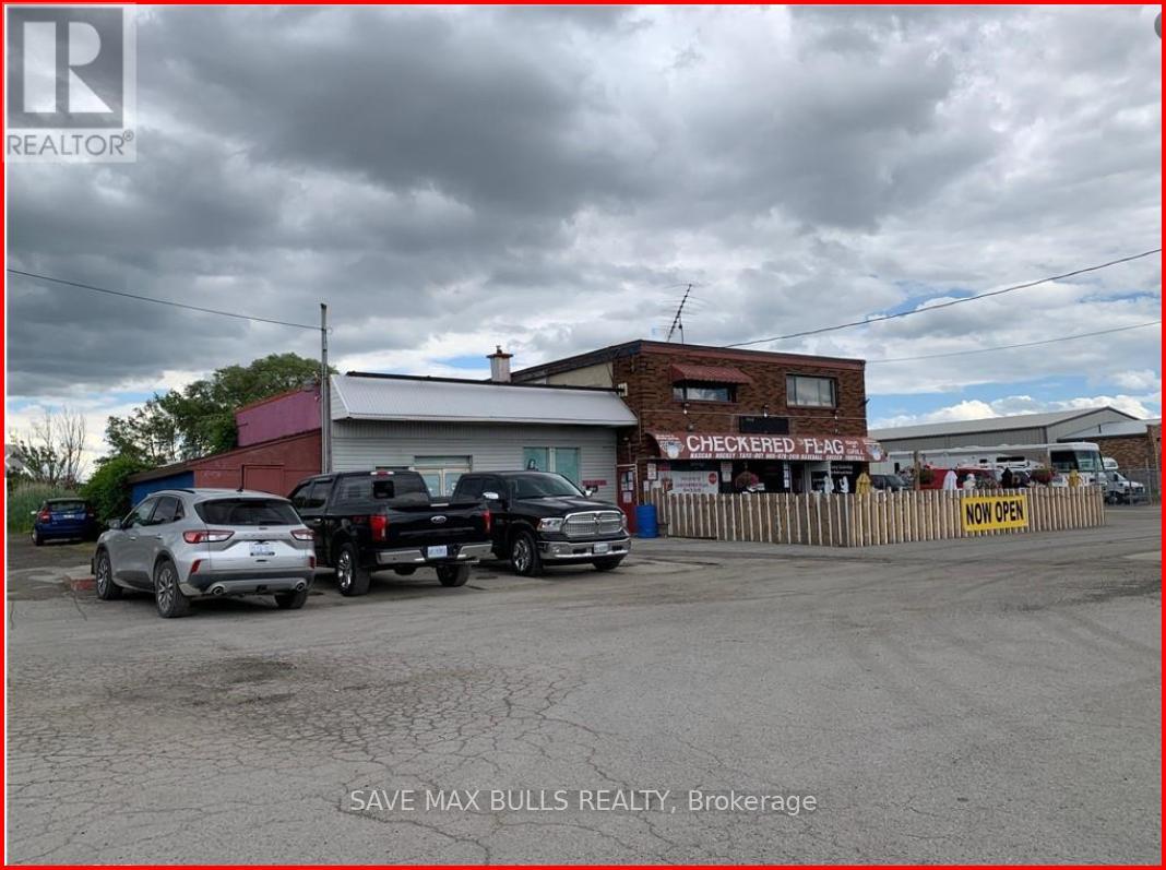 UNIT# 1 - 3761 HWY 6 ROAD Property Photo 1