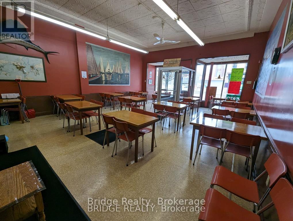360 Dundas Street Property Photo 4