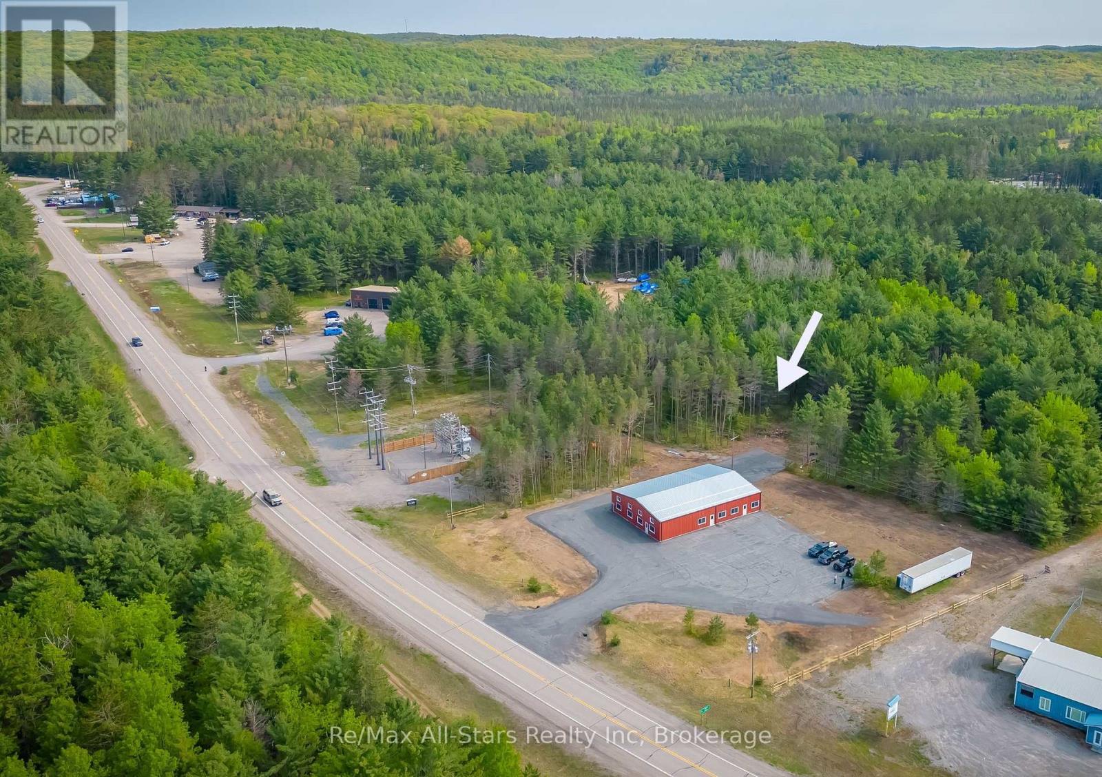 Unit 2 - 25754 35 Highway N Road S Property Photo 6