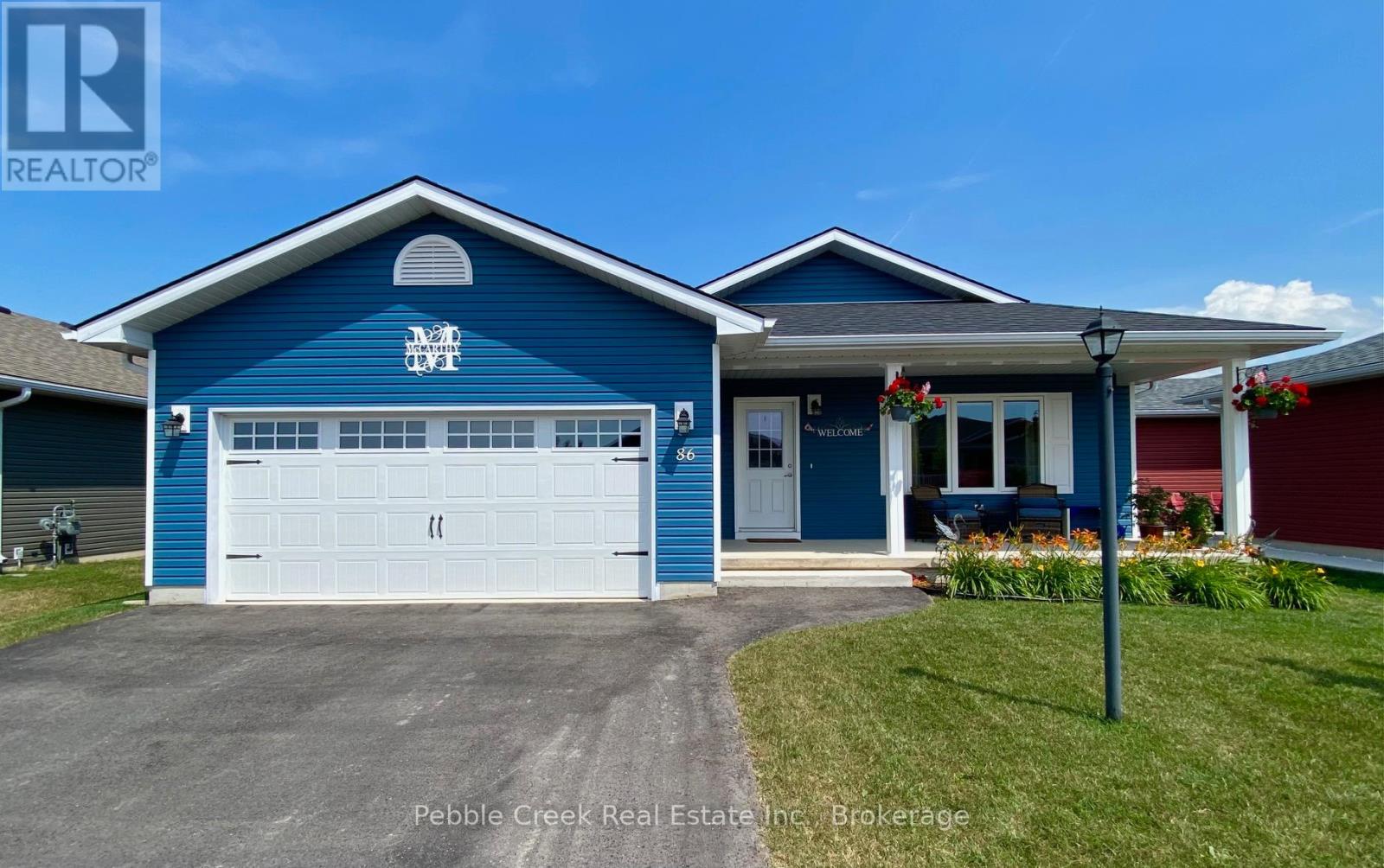 86 Huron Heights Drive Property Photo 1