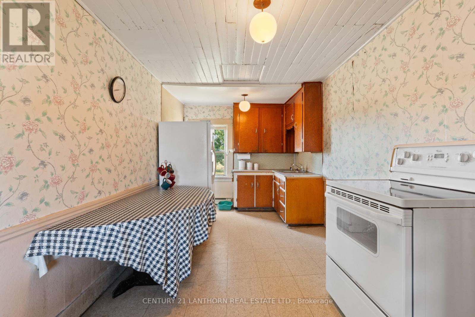 1677 County 8 Road Property Photo 15