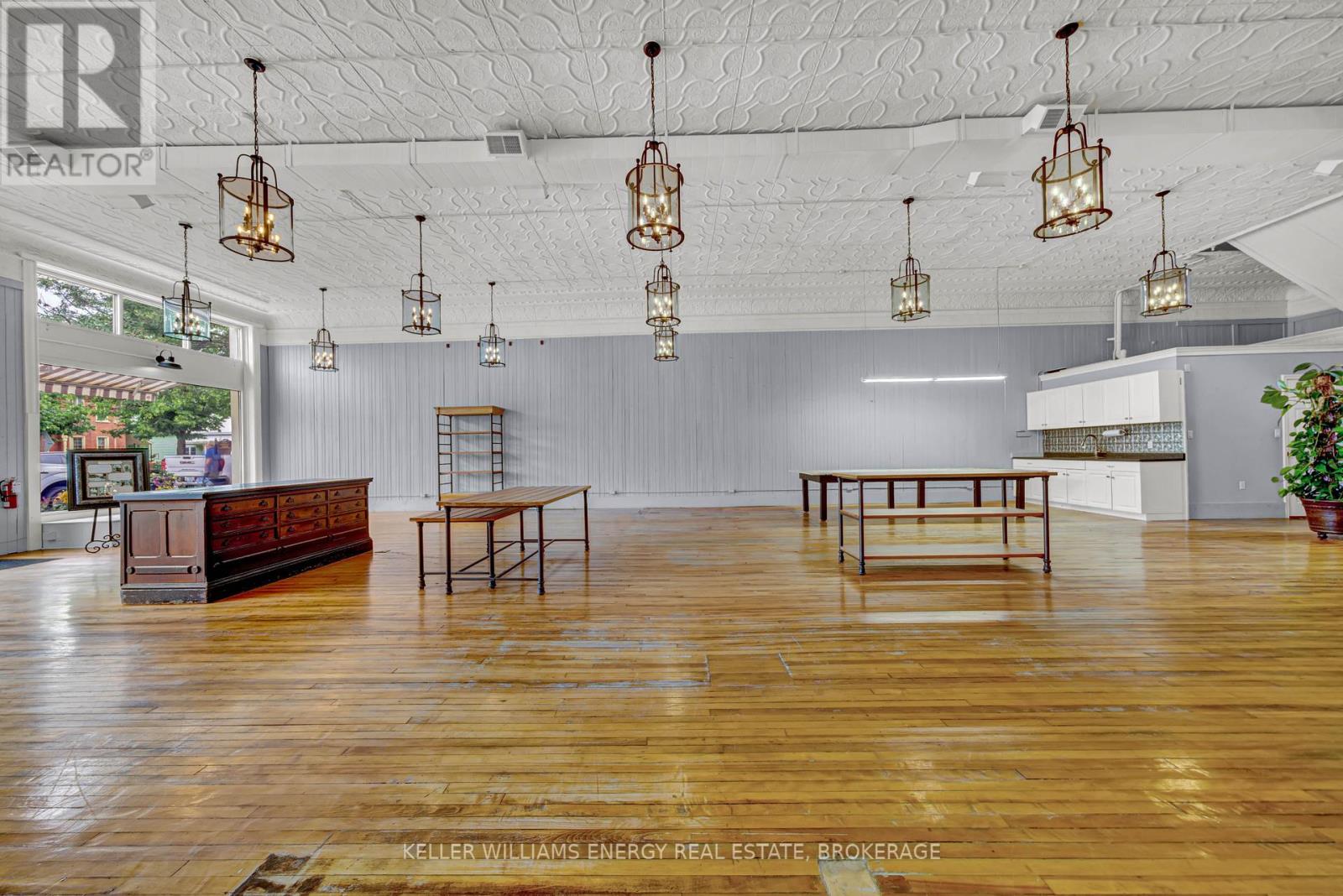 14 Forsyth Street Property Photo 10