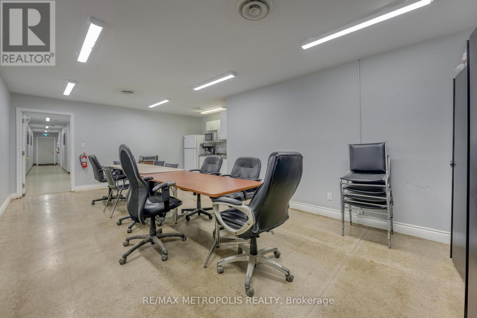 4320 Discovery Line Property Photo 16