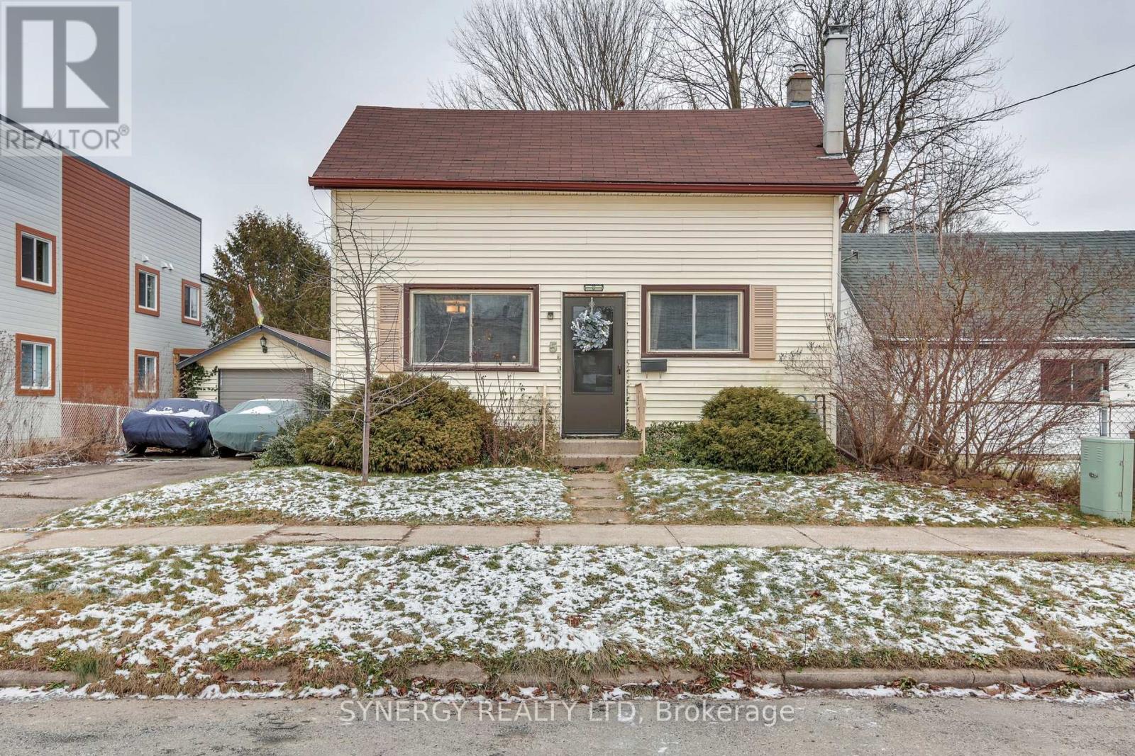 5 MILLER STREET Property Photo 1