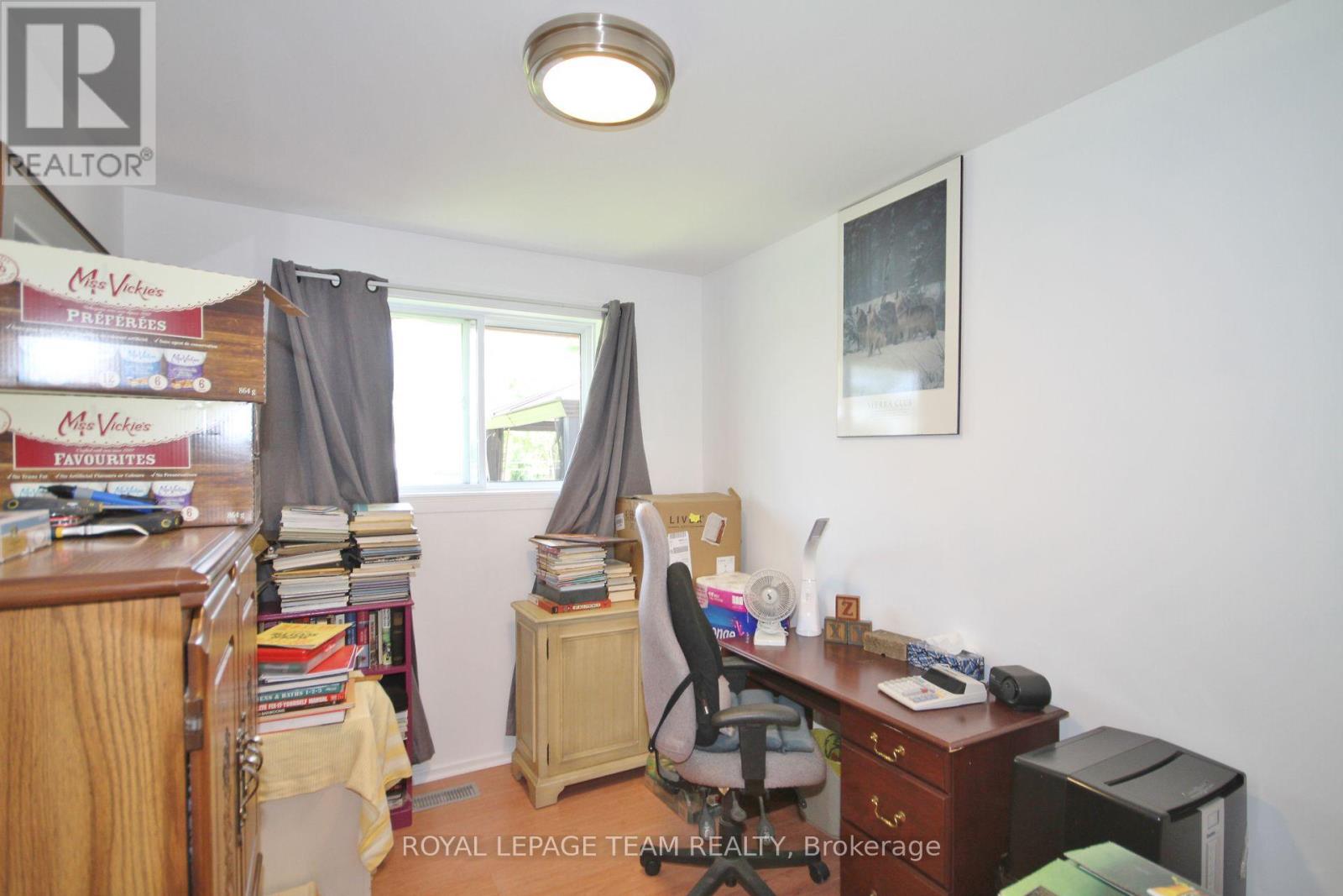 3159 8th Line Road Property Photo 14