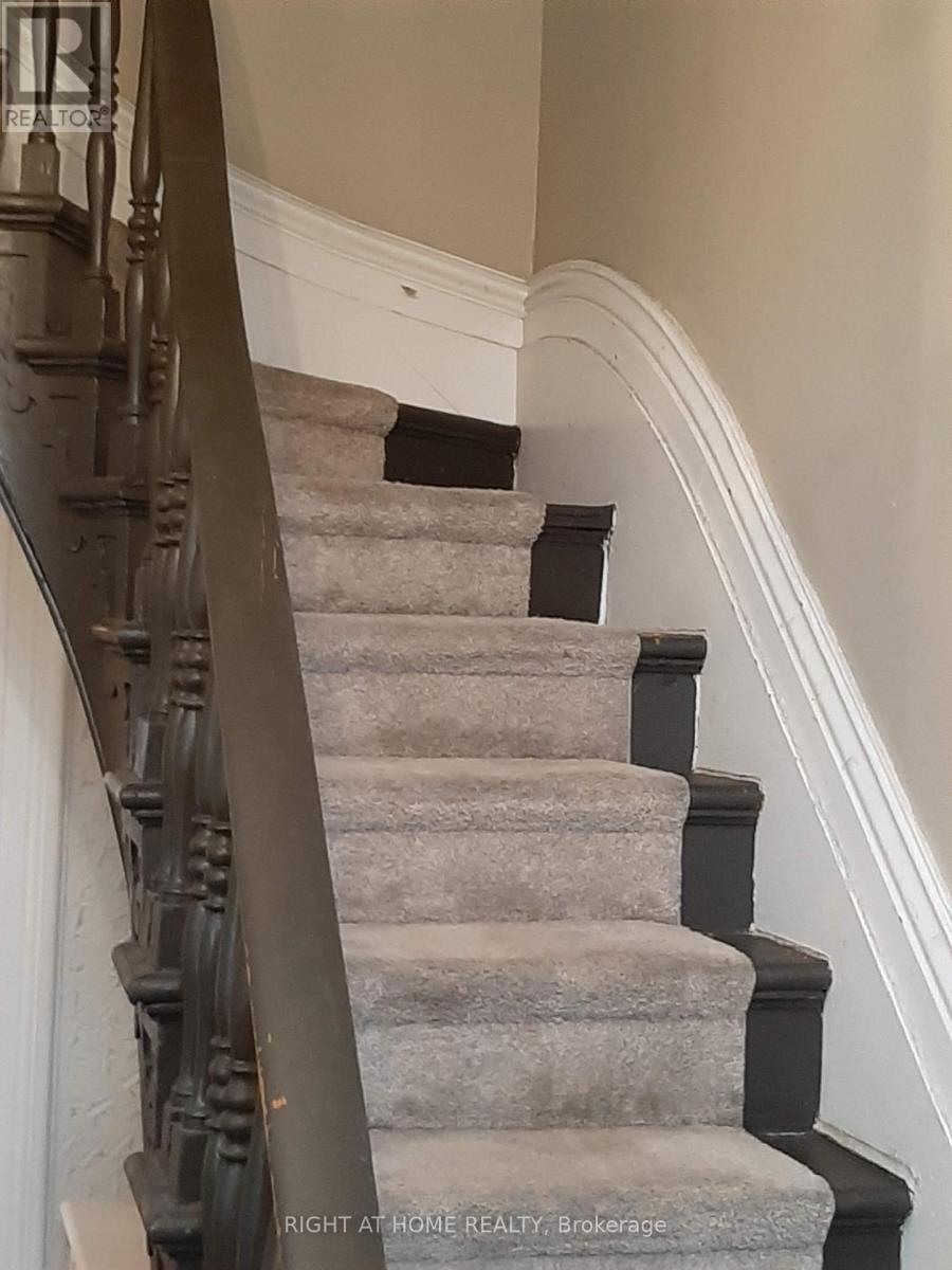 125 Charlotte Street Property Photo 7