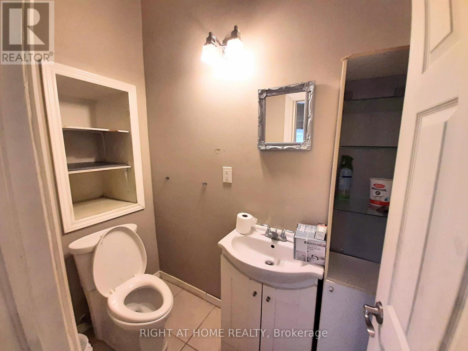 125 Charlotte Street Property Photo 14
