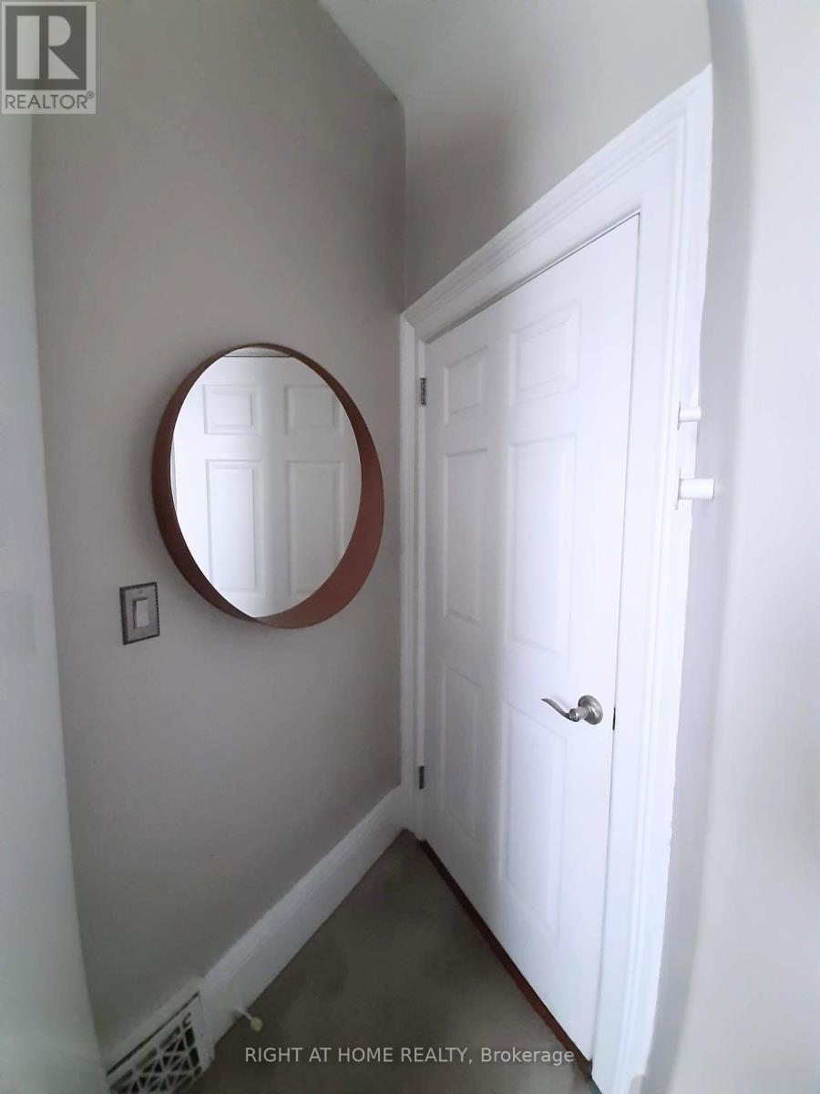 125 Charlotte Street Property Photo 37