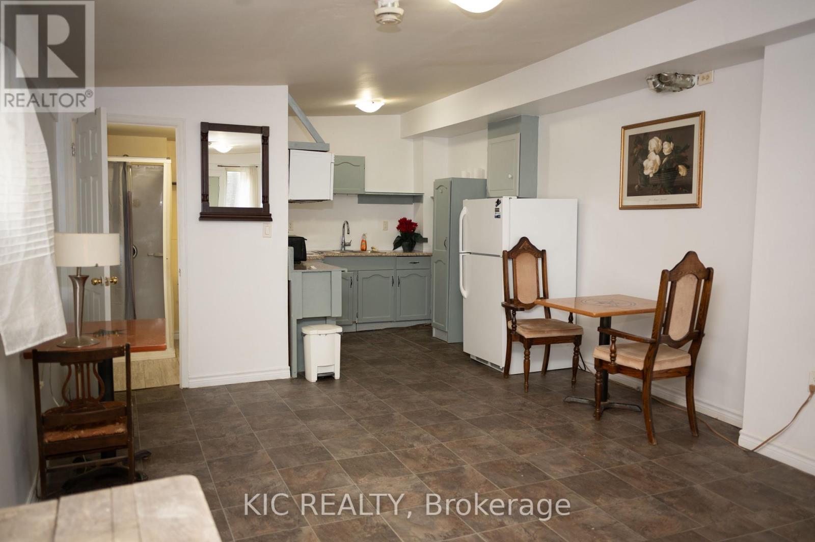 2372 County Rd 45 Road Property Photo 5