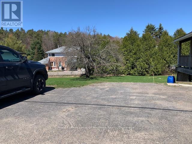 64 West Road Property Photo 6