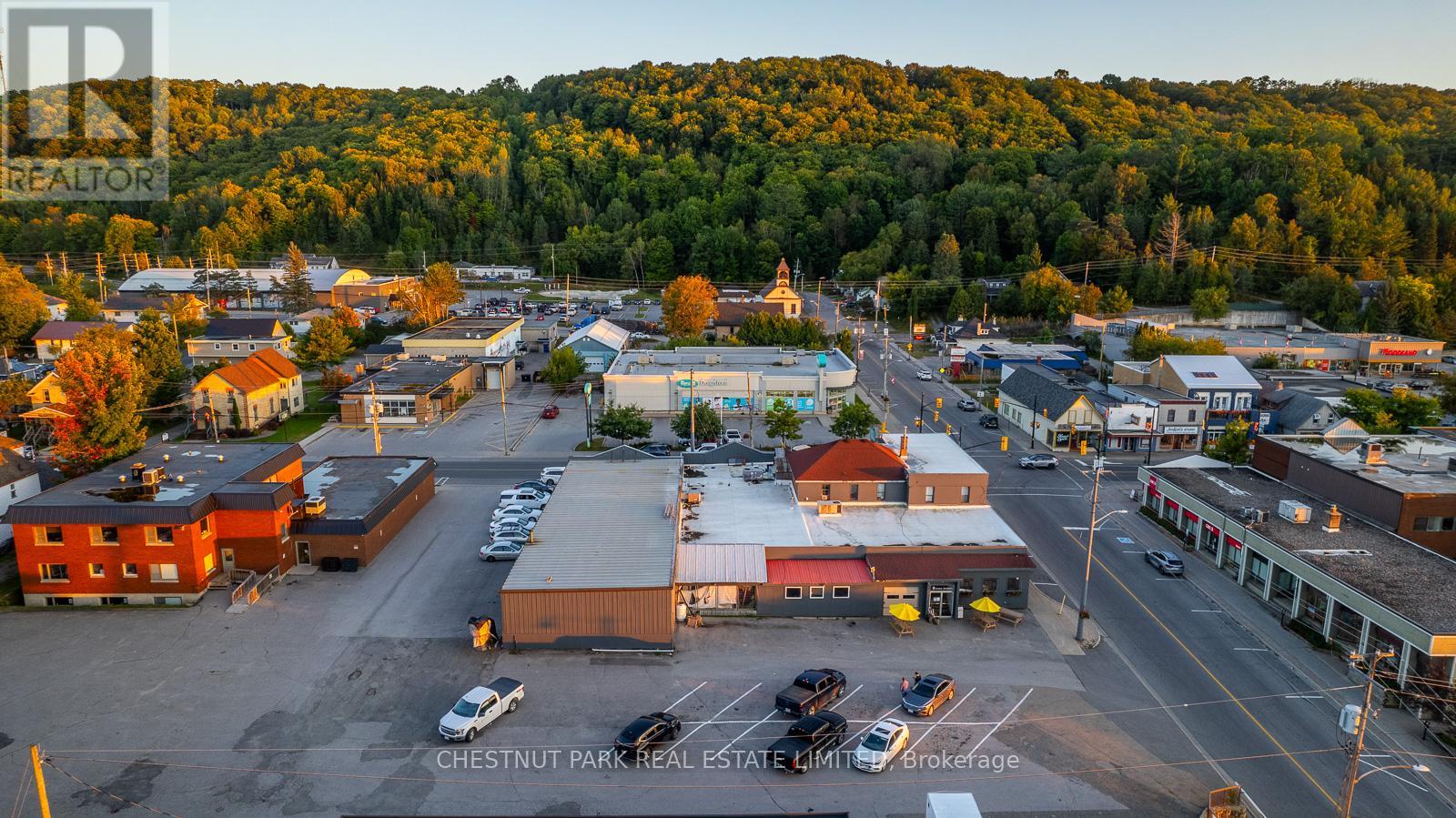 223/225 Highland Street Property Photo 19