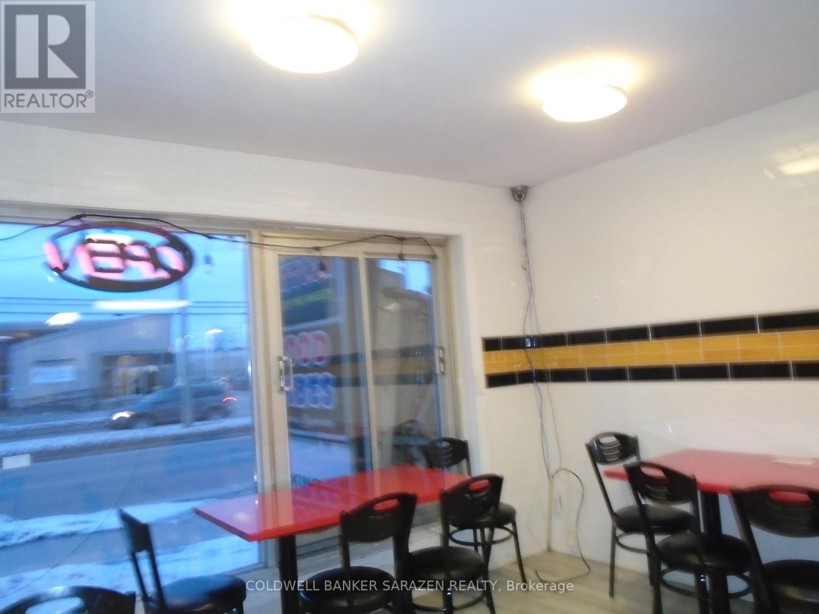 912 St Laurent Boulevard Boulevard S Property Photo 3