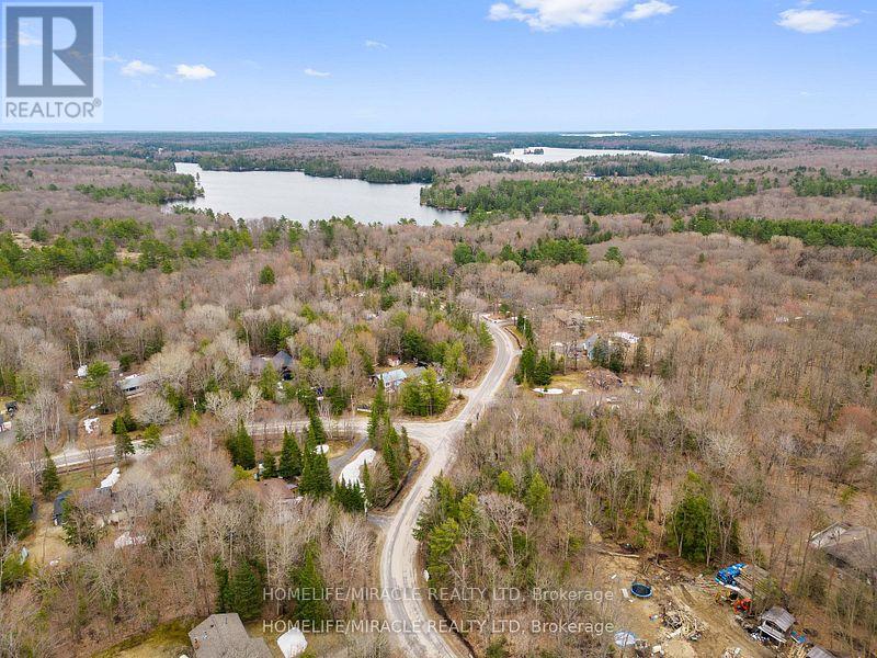 39 Sandy Plains Road N Property Photo 26