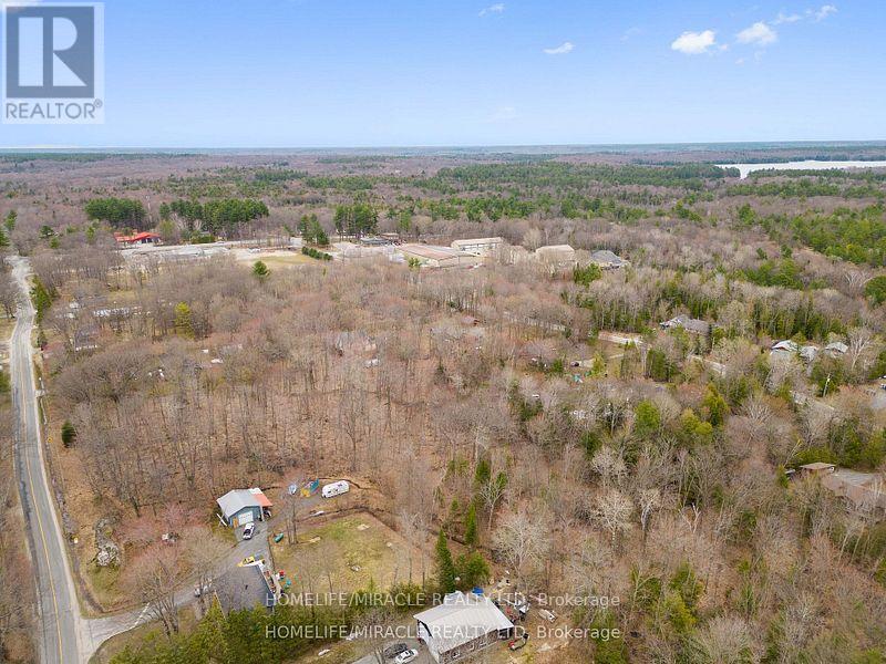 39 Sandy Plains Road N Property Photo 27