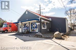 141 Phillip Street E Property Photo 8