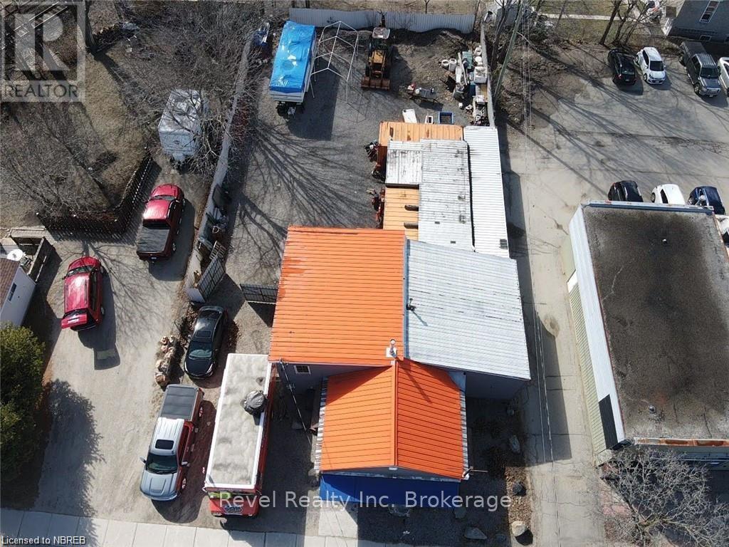 141 Phillip Street E Property Photo 9
