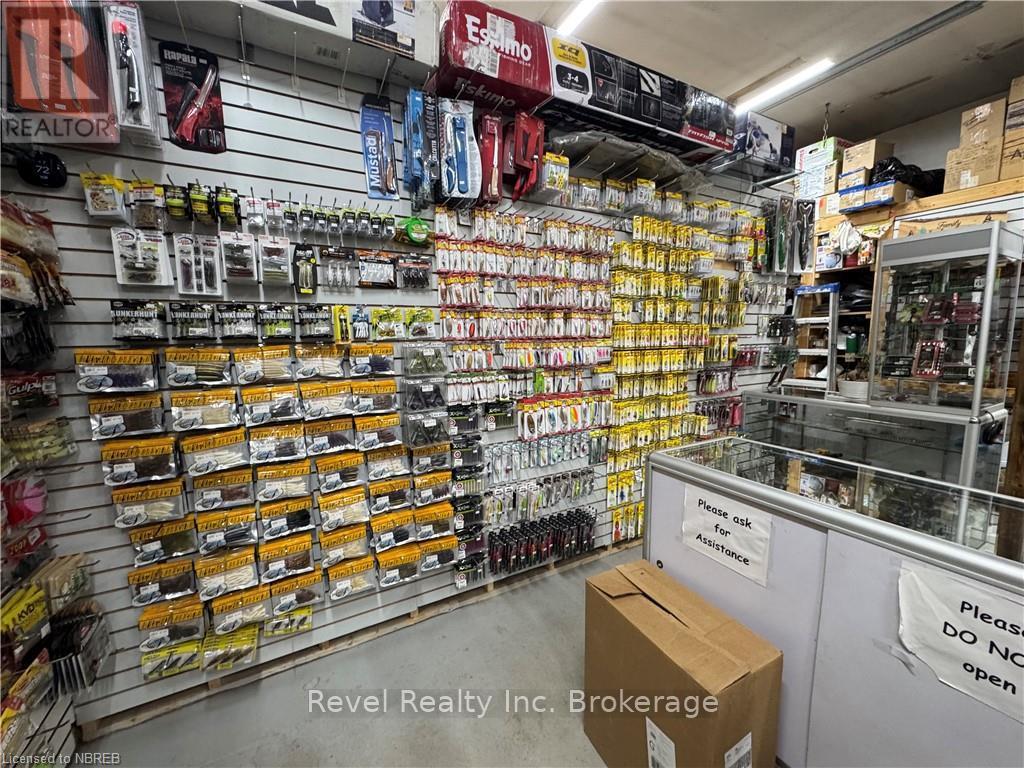 141 Phillip Street E Property Photo 21